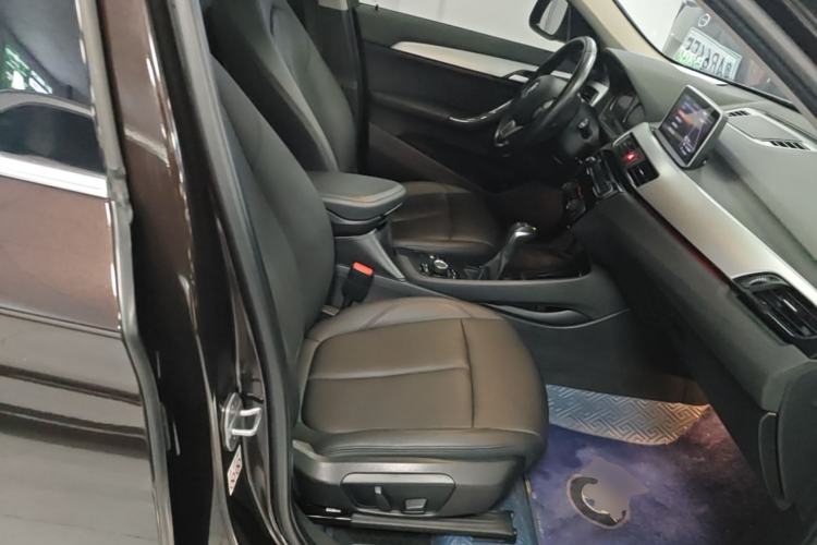 Used BMW X1 2018 sDrive20Li Leading Model Right Front Seat