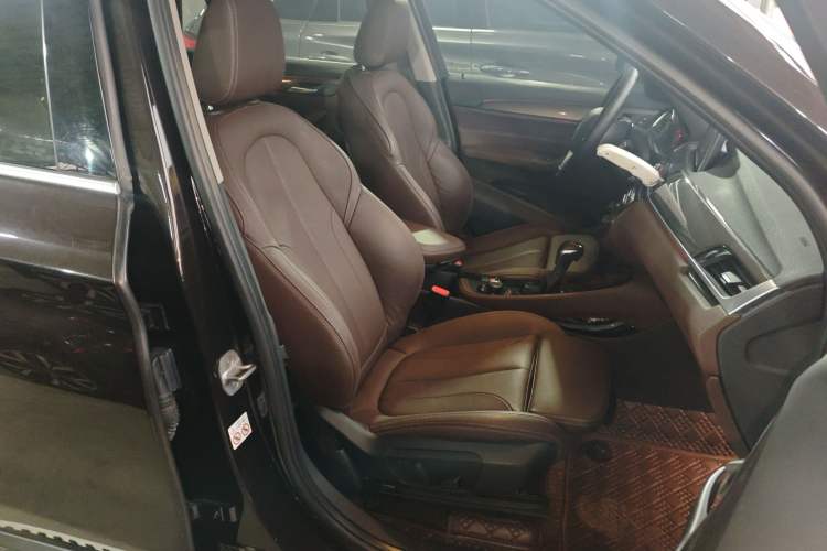 Used BMW X1 2018 sDrive18Li Luxury Model Right Front Seat
