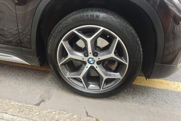 Used BMW X1 2018 xDrive20Li Luxury Edition Right Front Wheel Hub