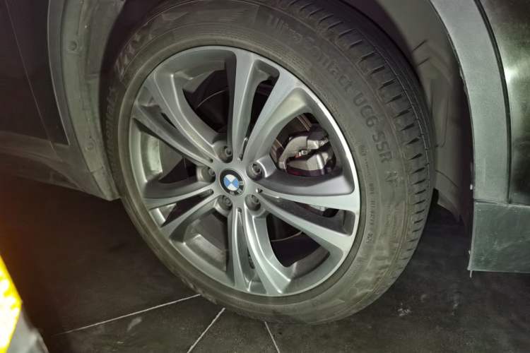 Used BMW X1 2018 xDrive20Li Luxury Edition Right Front Wheel Hub
