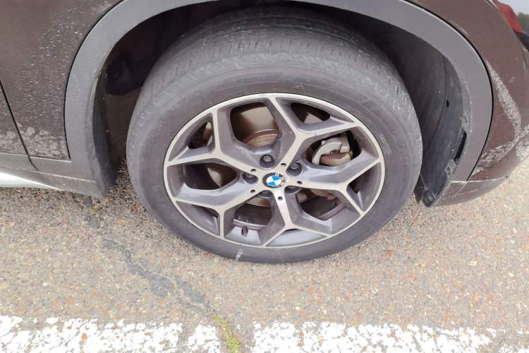 Used BMW X1 2018 xDrive20Li Luxury Edition Right Front Wheel Hub