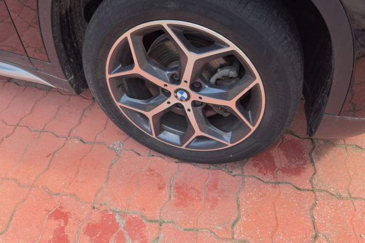 Used BMW X1 2018 sDrive18Li Luxury Model Right Front Wheel Hub