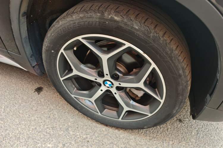 Used BMW X1 2018 sDrive18Li Luxury Model Right Front Wheel Hub