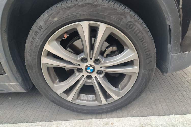 Used BMW X1 2018 sDrive18Li Luxury Model Right Front Wheel Hub