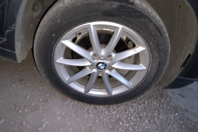 Used BMW X1 2018 sDrive18Li Fashion Model Right Front Wheel Hub