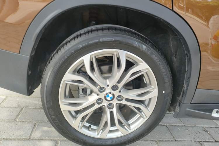 Used BMW X1 2018 sDrive20Li Leading Model Right Rear Wheel Hub