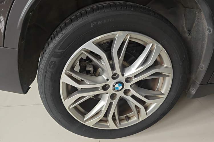 Used BMW X1 2018 sDrive20Li Leading Model Right Rear Wheel Hub
