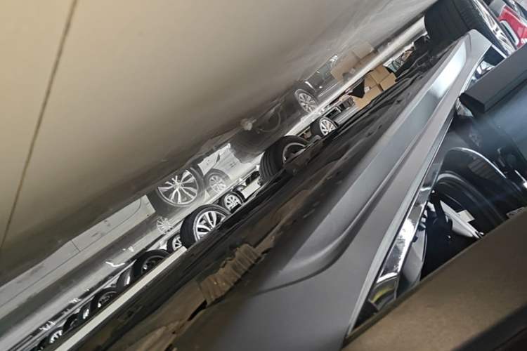 Used BMW X1 2018 sDrive20Li Leading Model Right Side Sill