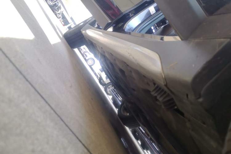 Used BMW X1 2018 xDrive20Li Luxury Edition Right Side Sill