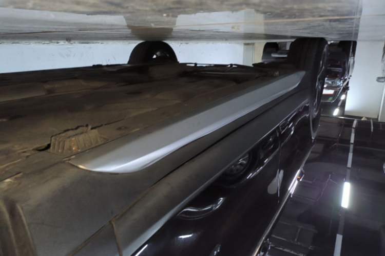 Used BMW X1 2018 sDrive18Li Luxury Model Right Side Sill