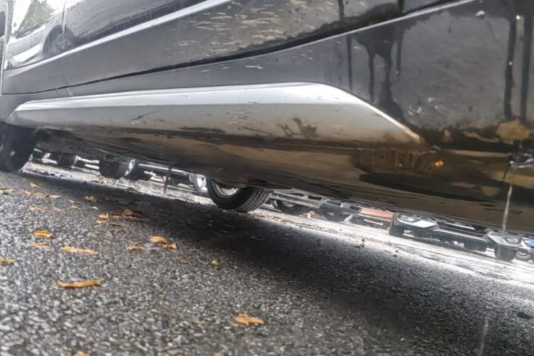 Used BMW X1 2018 sDrive18Li Luxury Model Right Side Sill