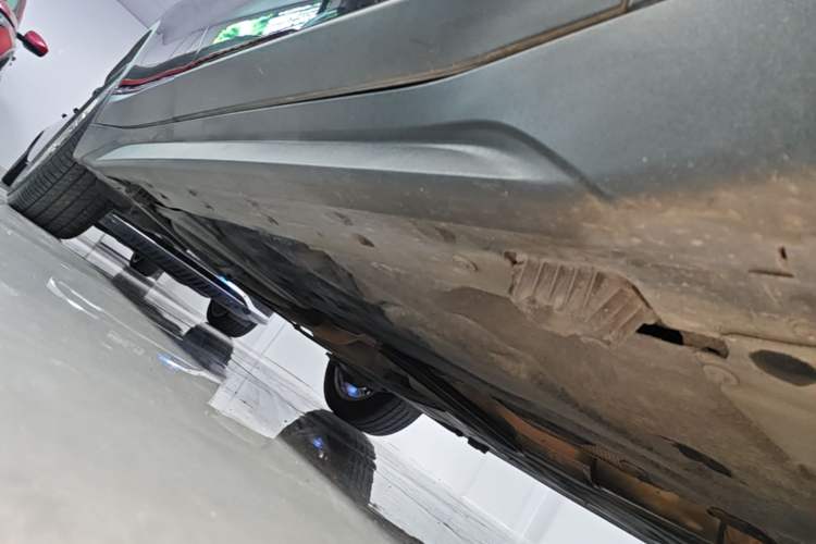 Used BMW X1 2018 sDrive20Li Leading Model Right Side Sill