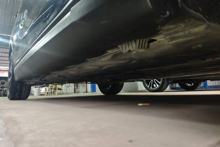 Used BMW X1 2018 sDrive18Li Luxury Model Right Side Sill
