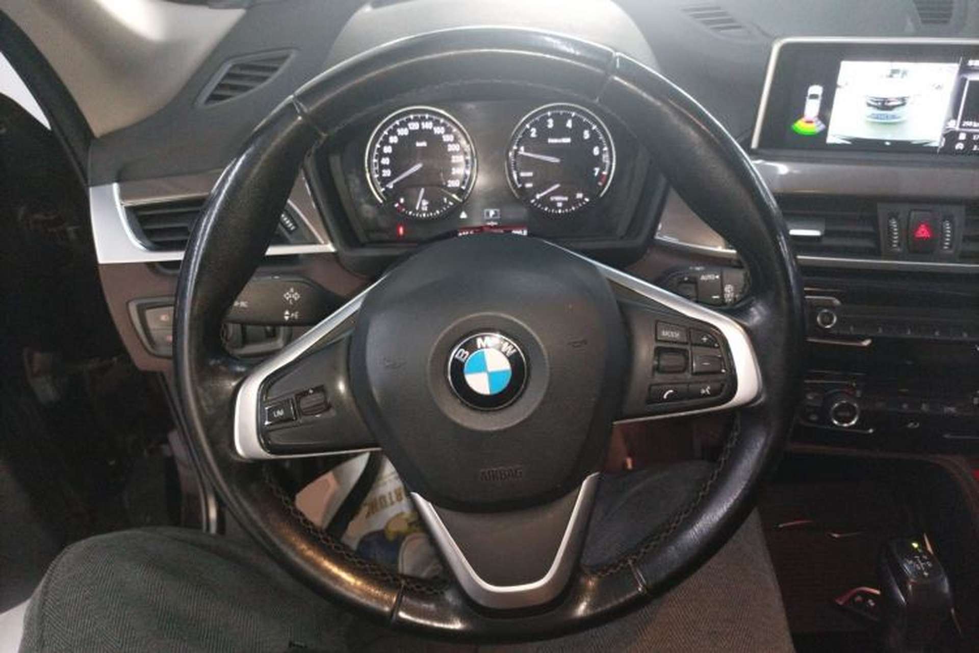 Used BMW X1 2018 sDrive18Li Luxury Model Steering Wheel