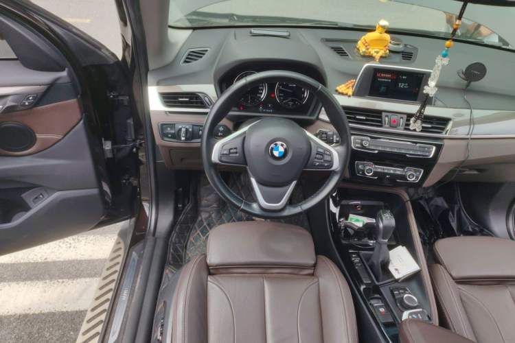 Used BMW X1 2018 sDrive18Li Luxury Model Steering Wheel