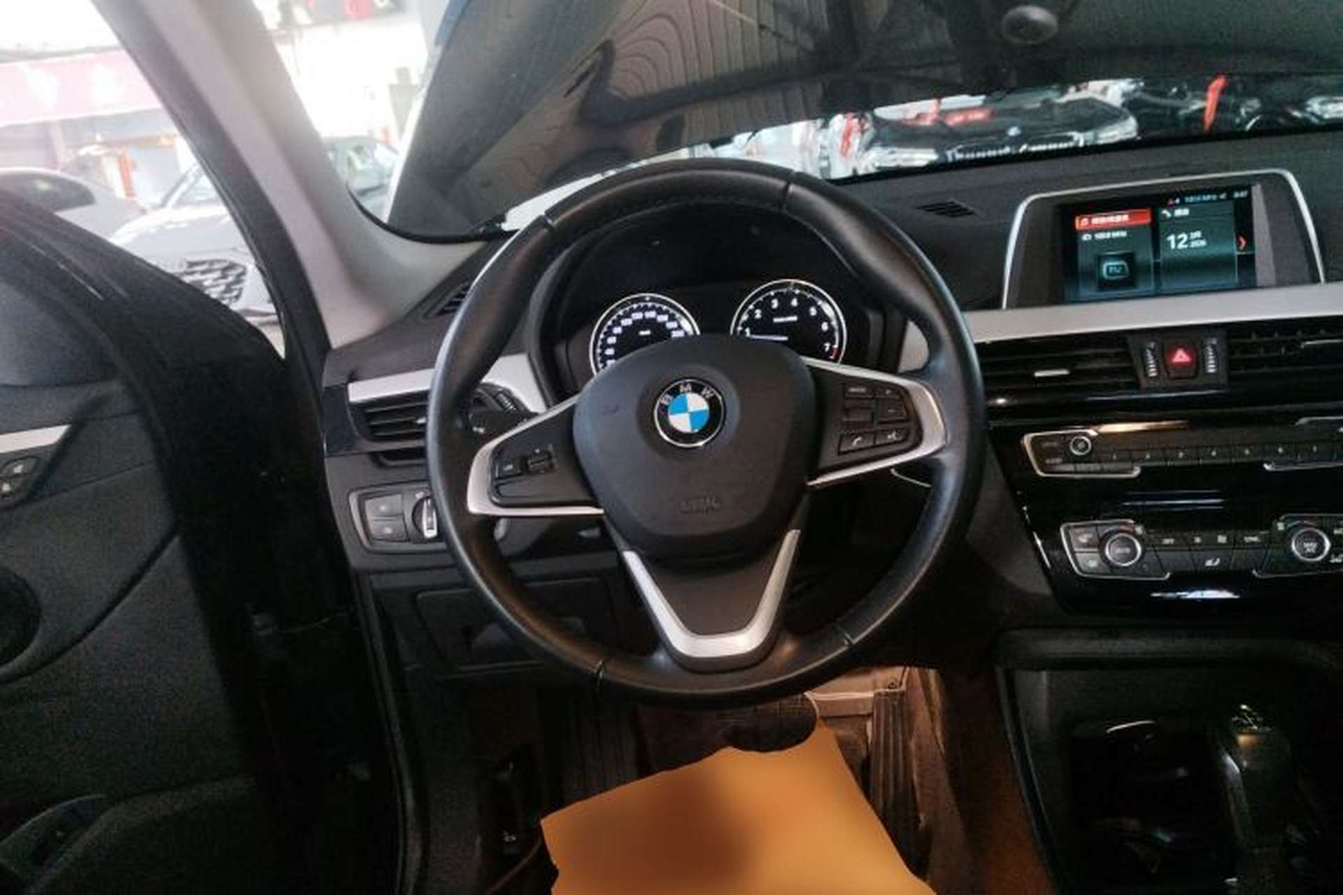 Used BMW X1 2018 sDrive20Li Leading Model Steering Wheel