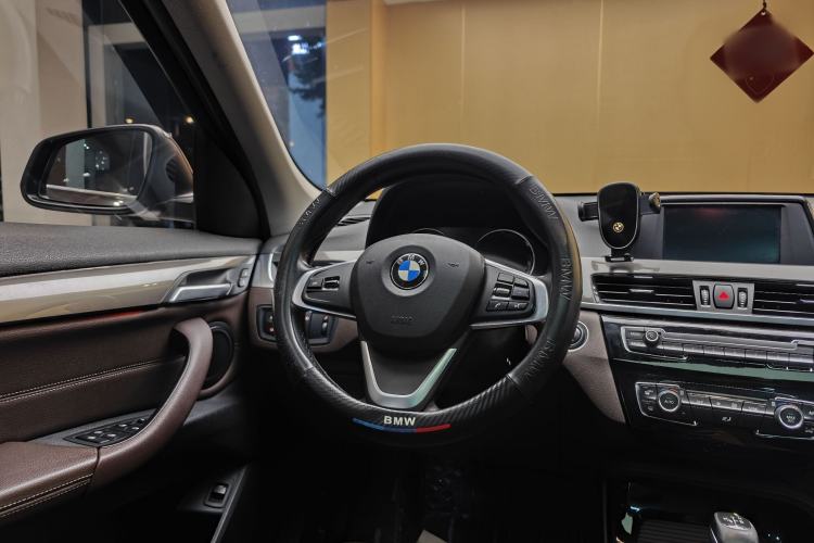 Used BMW X1 2018 sDrive18Li Luxury Model Steering Wheel