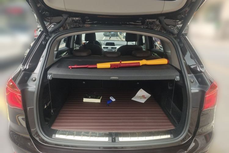 Used BMW X1 2018 xDrive20Li Luxury Edition Trunk