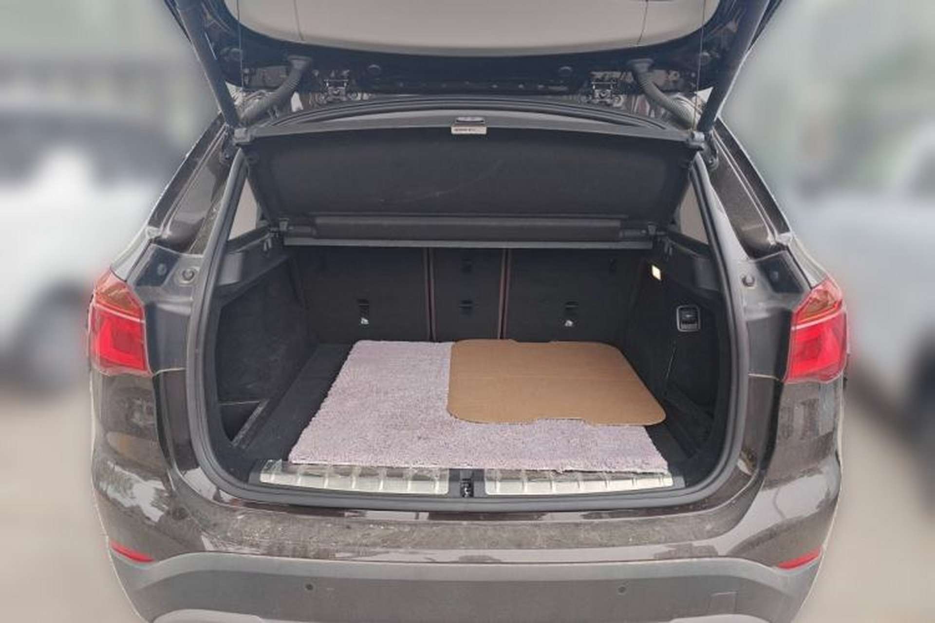 Used BMW X1 2018 sDrive18Li Luxury Model Trunk