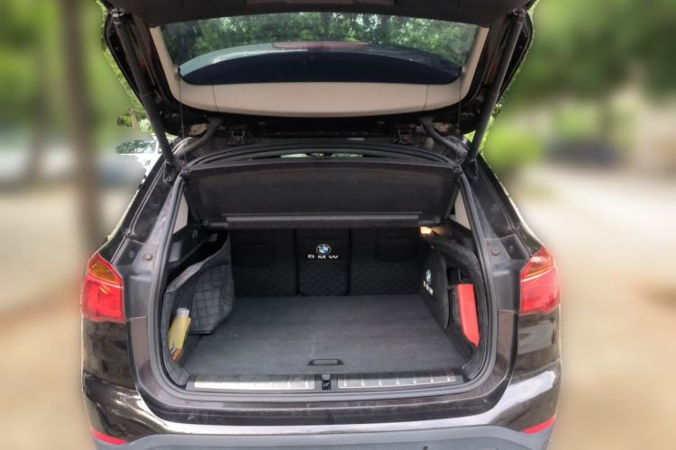 Used BMW X1 2018 sDrive18Li Fashion Model Trunk