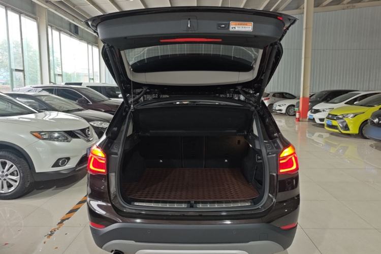 Used BMW X1 2018 sDrive18Li Luxury Model Trunk