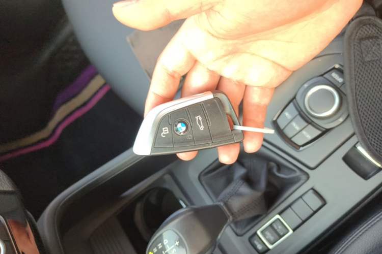 Used BMW X1 2018 sDrive20Li Leading Model Vehicle Key