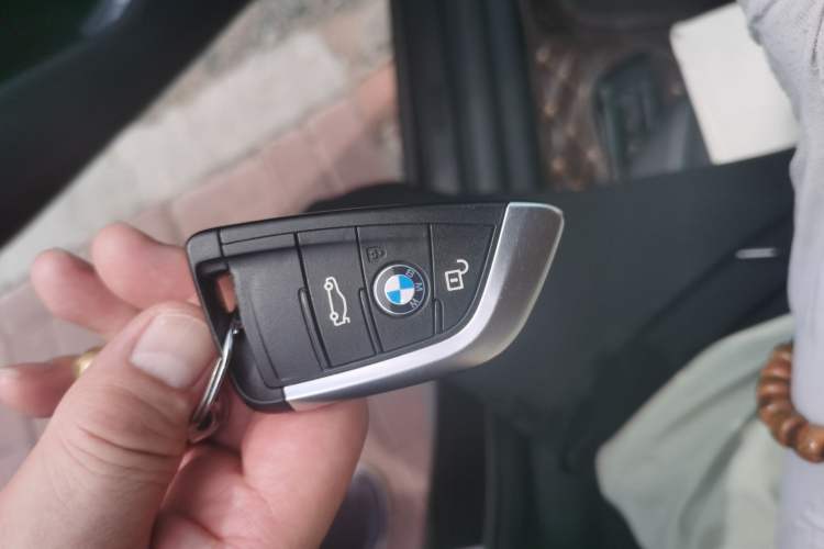 Used BMW X1 2018 sDrive20Li Leading Model Vehicle Key