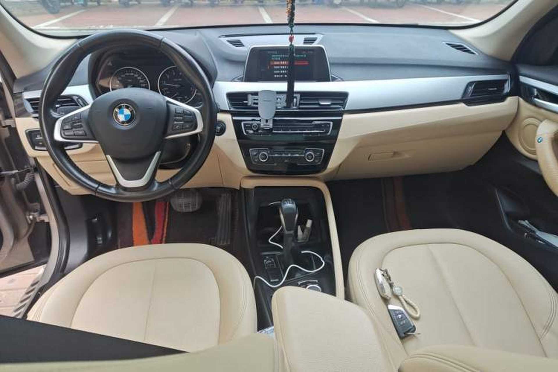 Used BMW X1 2018 sDrive20Li Leading Model Center Console