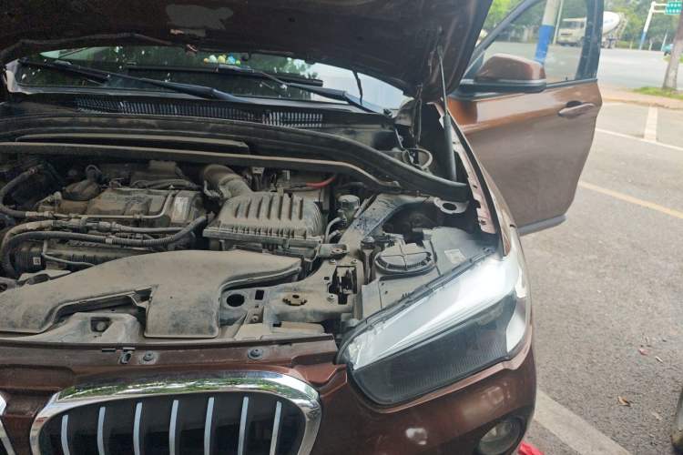 Used BMW X1 2018 sDrive18Li Fashion Model Engine Bay Left