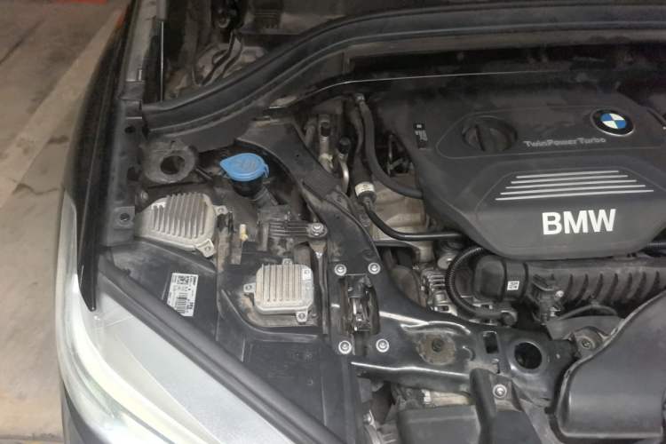 Used BMW X1 2018 sDrive18Li Luxury Model Engine Bay Right