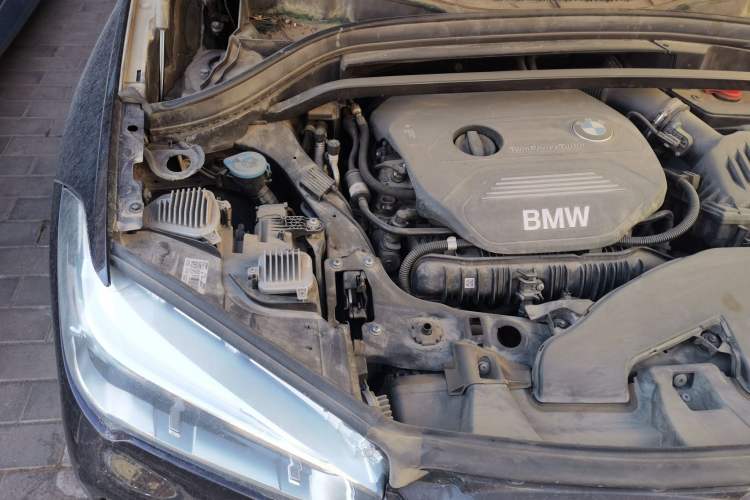 Used BMW X1 2018 sDrive20Li Leading Model Engine Bay Right