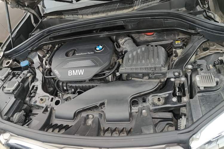 Used BMW X1 2018 sDrive18Li Luxury Model Engine Bay