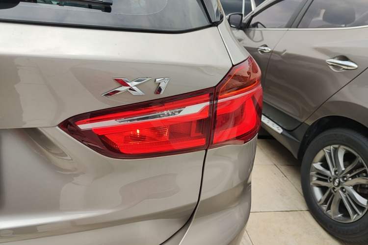 Used BMW X1 2018 sDrive18Li Luxury Model Exterior 3