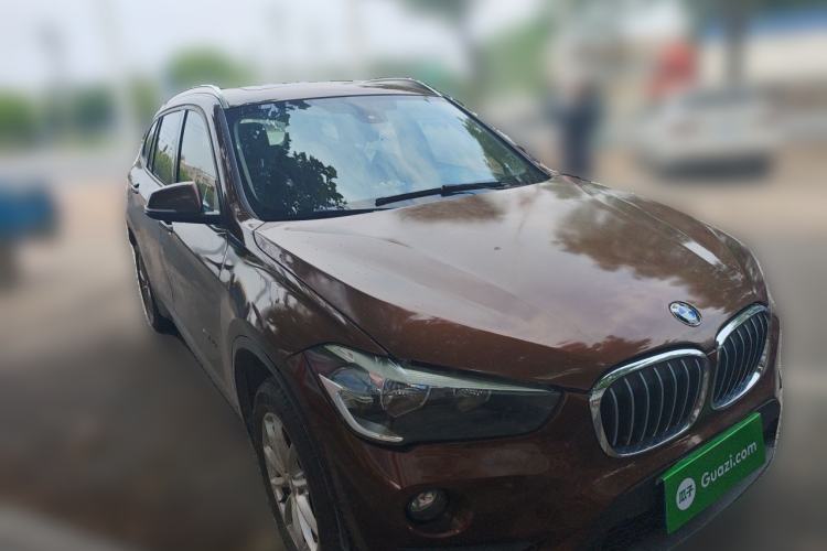 Used BMW X1 2018 sDrive18Li Fashion Model Front Right 45 Deg