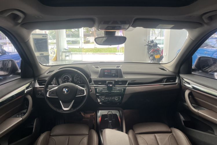 Used BMW X1 2018 sDrive18Li Luxury Model Interior 12