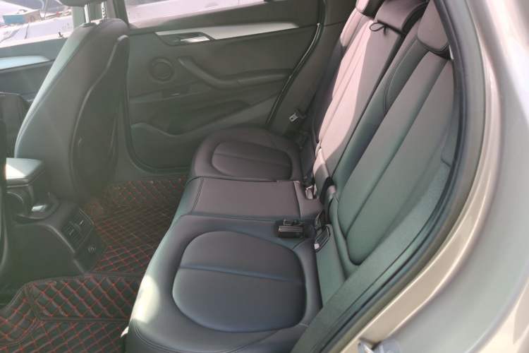 Used BMW X1 2018 sDrive18Li Fashion Model Interior 4
