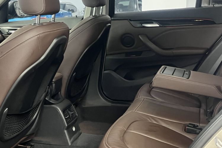 Used BMW X1 2018 sDrive18Li Luxury Model Interior 6