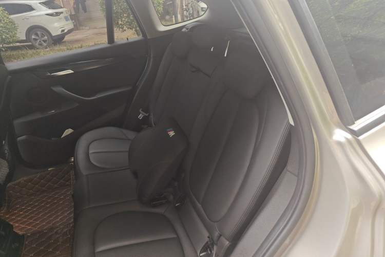 Used BMW X1 2018 sDrive18Li Fashion Model Left Rear Seat
