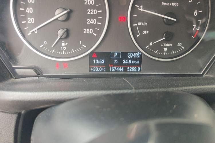 Used BMW X1 2018 sDrive18Li Fashion Model Odometer Close Up