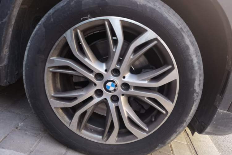 Used BMW X1 2018 sDrive20Li Leading Model Right Front Wheel Hub