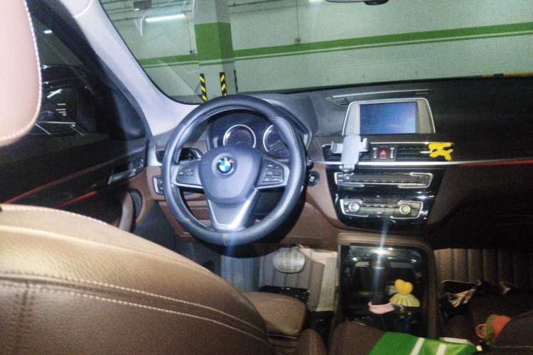Used BMW X1 2018 sDrive18Li Luxury Model Steering Wheel