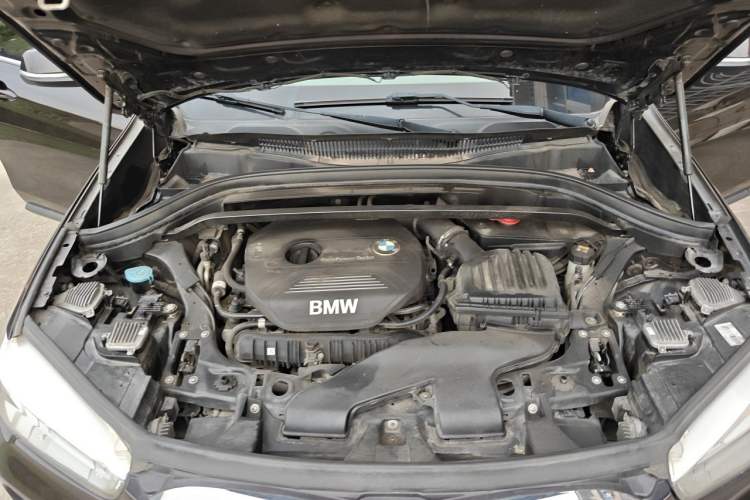 Used BMW X1 2018 xDrive20Li Luxury Edition Engine Bay