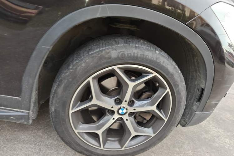 Used BMW X1 2018 xDrive20Li Luxury Edition Right Front Wheel Hub