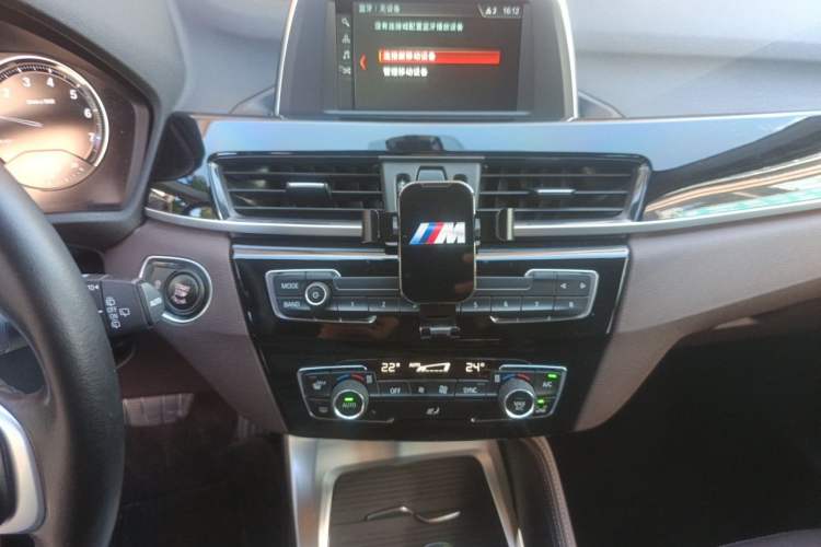 Used BMW X1 2018 sDrive18Li Luxury Model Audio And AC Panel