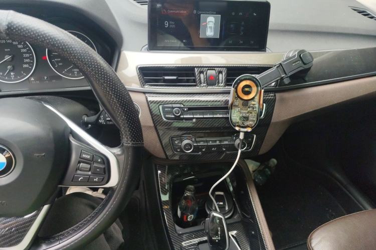 Used BMW X1 2018 xDrive20Li Luxury Edition Audio And AC Panel