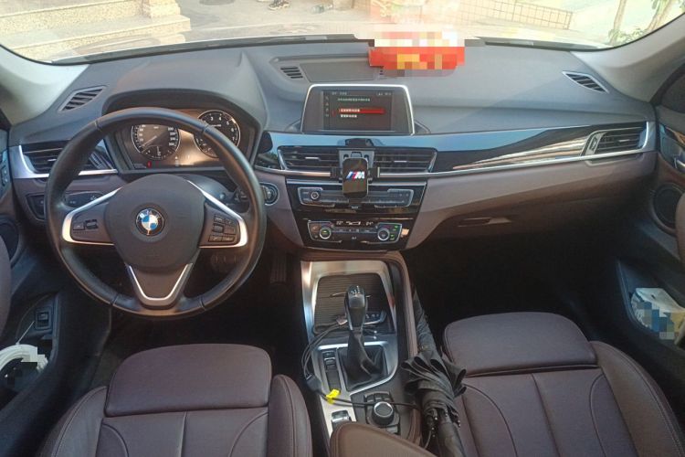 Used BMW X1 2018 sDrive18Li Luxury Model Center Console