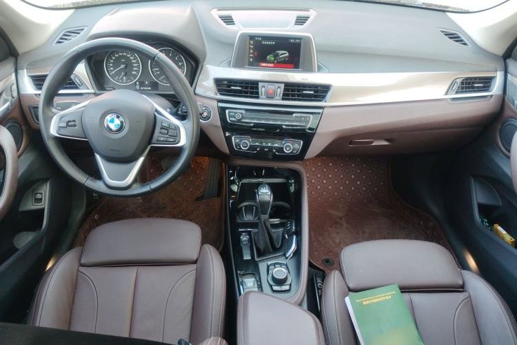 Used BMW X1 2018 sDrive18Li Luxury Model Center Console