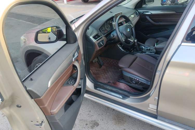 Used BMW X1 2018 sDrive18Li Luxury Model Driver Seat