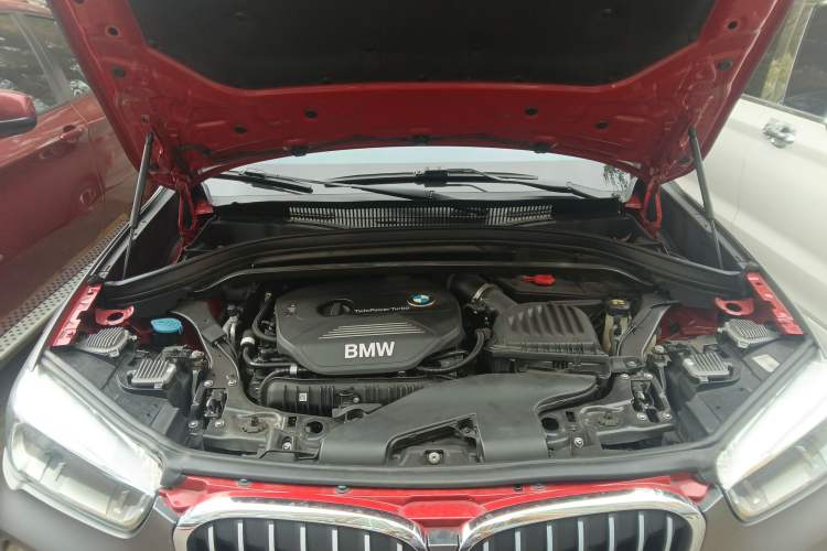 Used BMW X1 2018 sDrive20Li Leading Model Engine Bay
