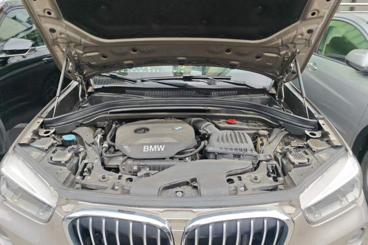 Used BMW X1 2018 sDrive18Li Luxury Model Engine Bay